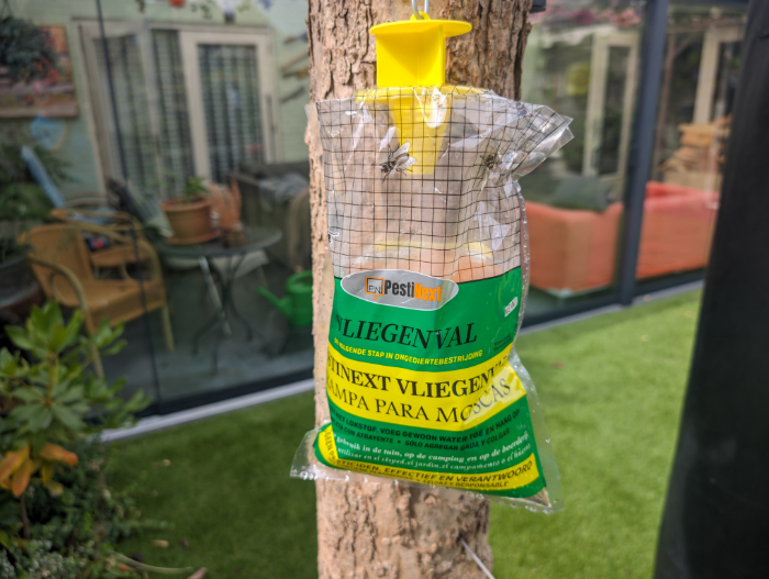 PestiNext vliegenzak